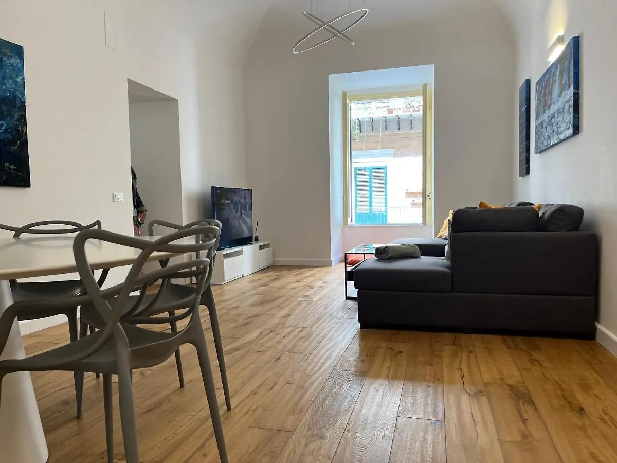 Cala Nera Luxury Apartment Palermo 0*,  Italy